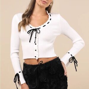 Lulus Adorably Flattering Ivory Ribbed Ruffled Bow Sweater Top S NWT